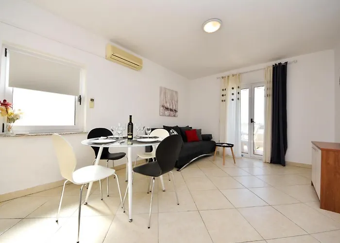 Apartment Silvija-2 By Interhome Apartman *